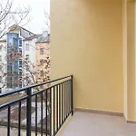 Balcony Apt 10Min From Historic Center