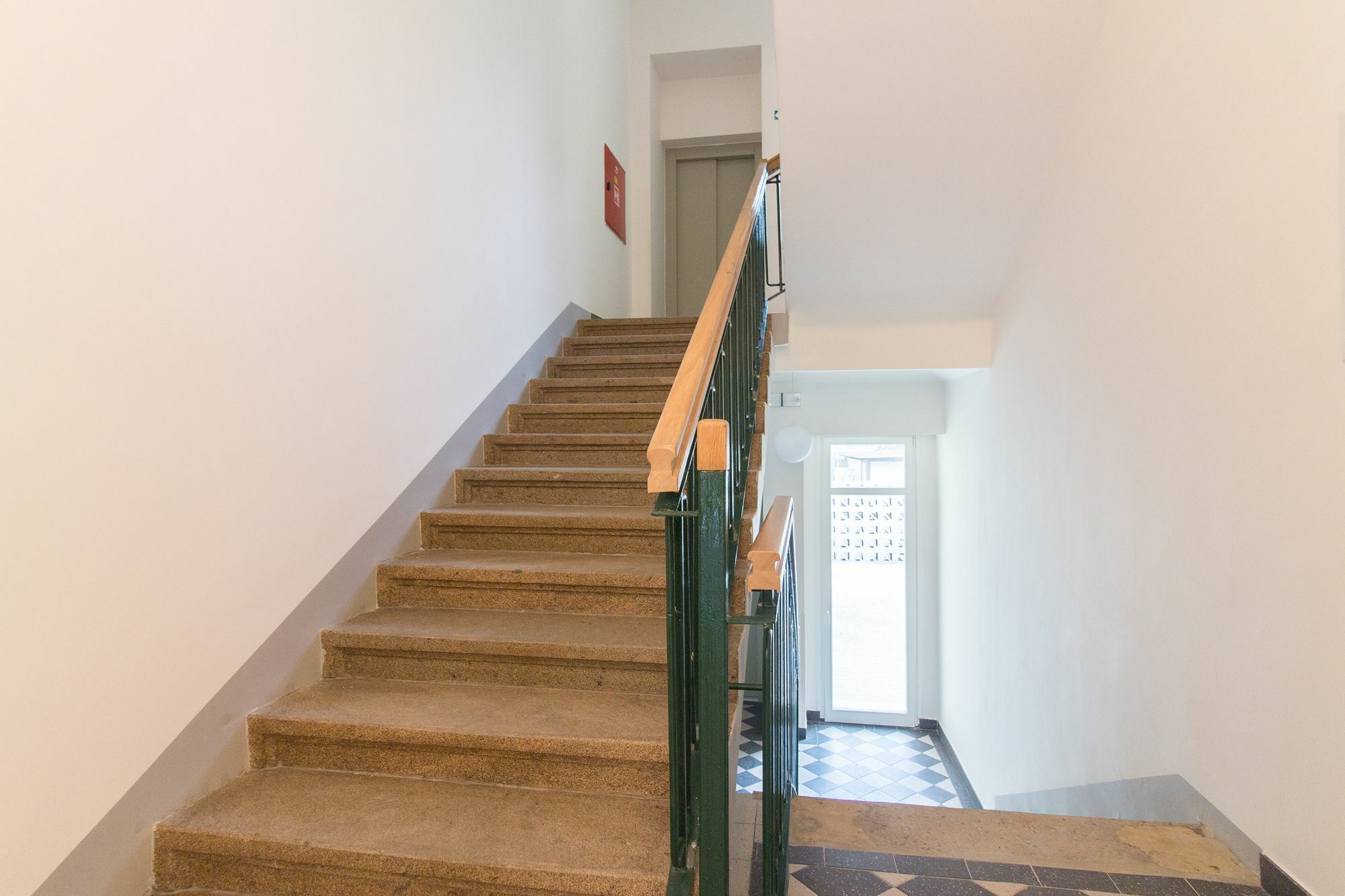 Balcony 10min From Historic Center Praga